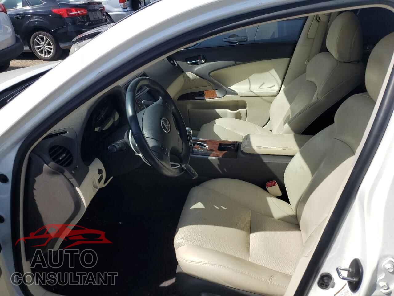 LEXUS IS 2010 - JTHBF5C22A2097031