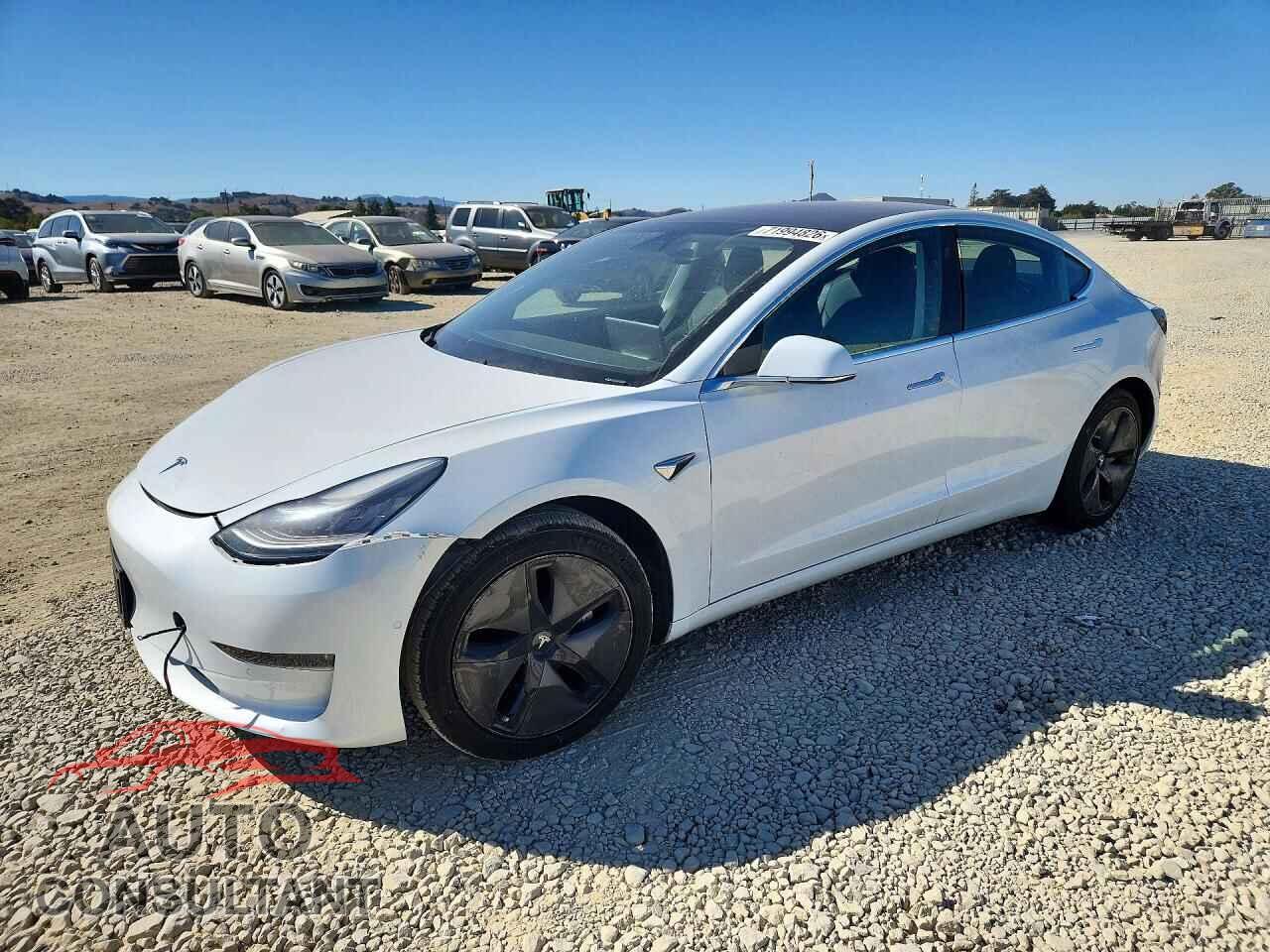 TESLA MODEL 3 2018 - 5YJ3E1EA1JF045036