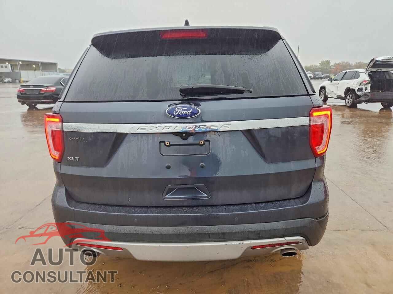 FORD EXPLORER 2017 - 1FM5K7D8XHGB70101
