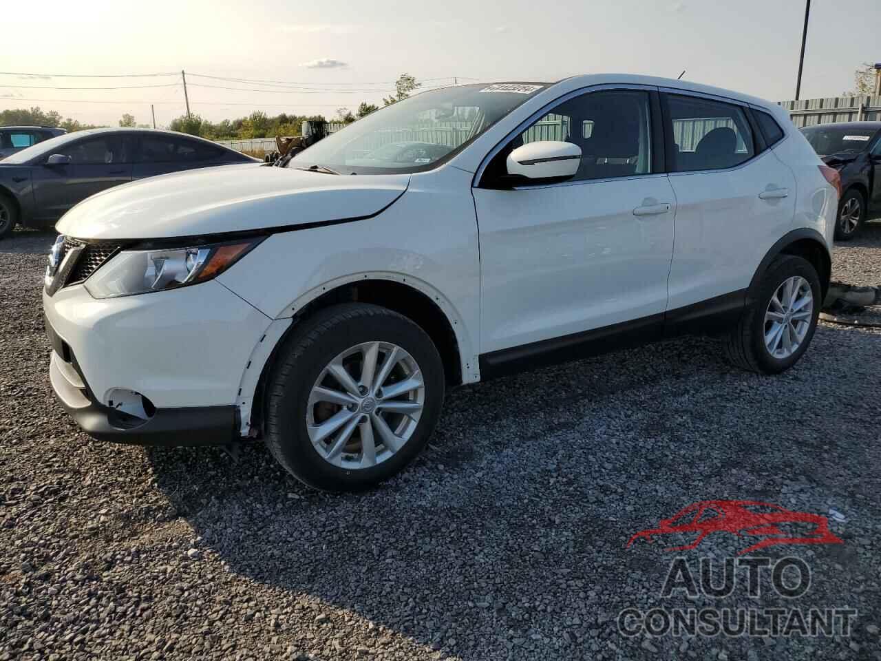 NISSAN ROGUE 2017 - JN1BJ1CR1HW139734