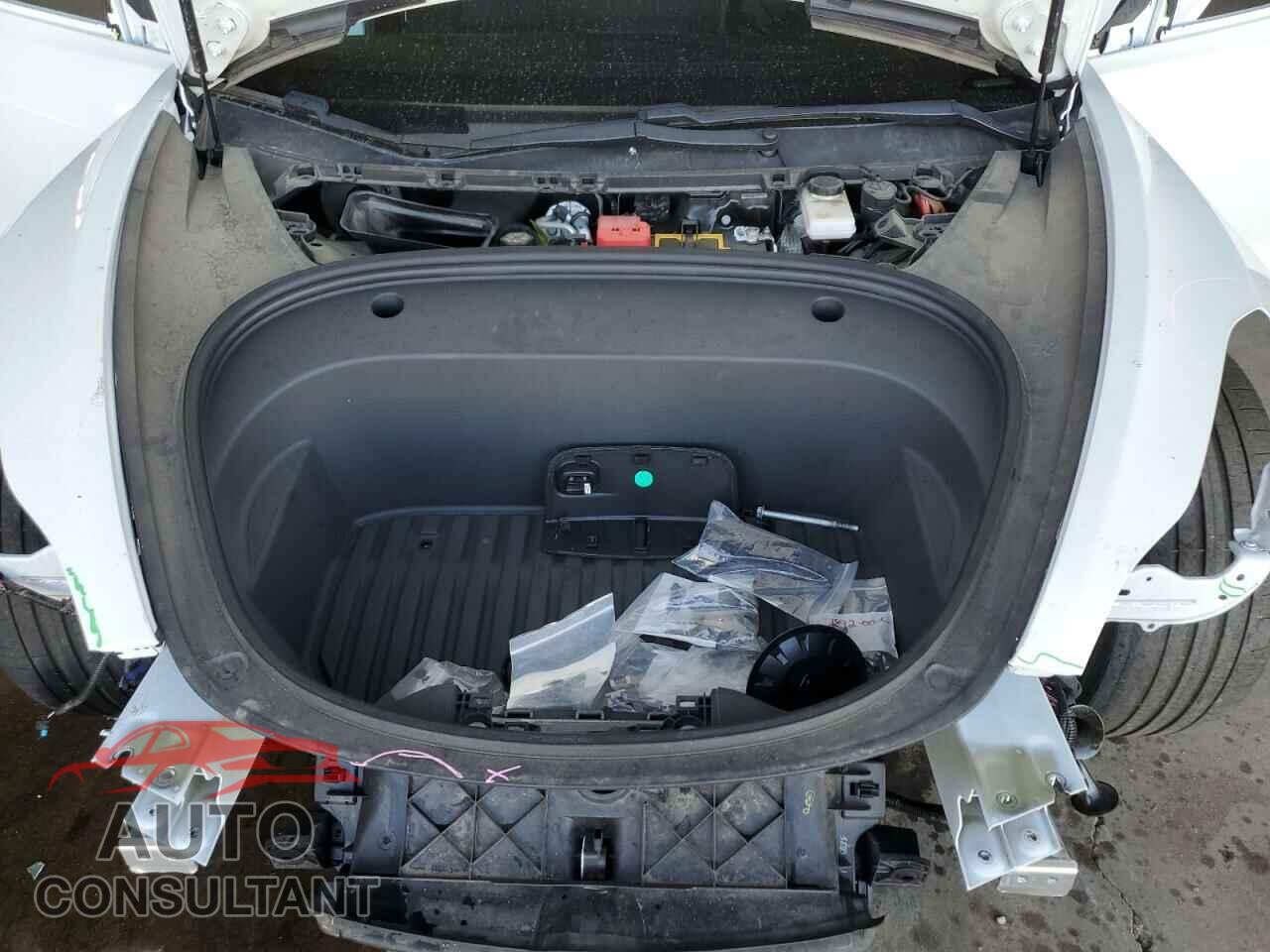 TESLA MODEL 3 2021 - 5YJ3E1EC4MF988446
