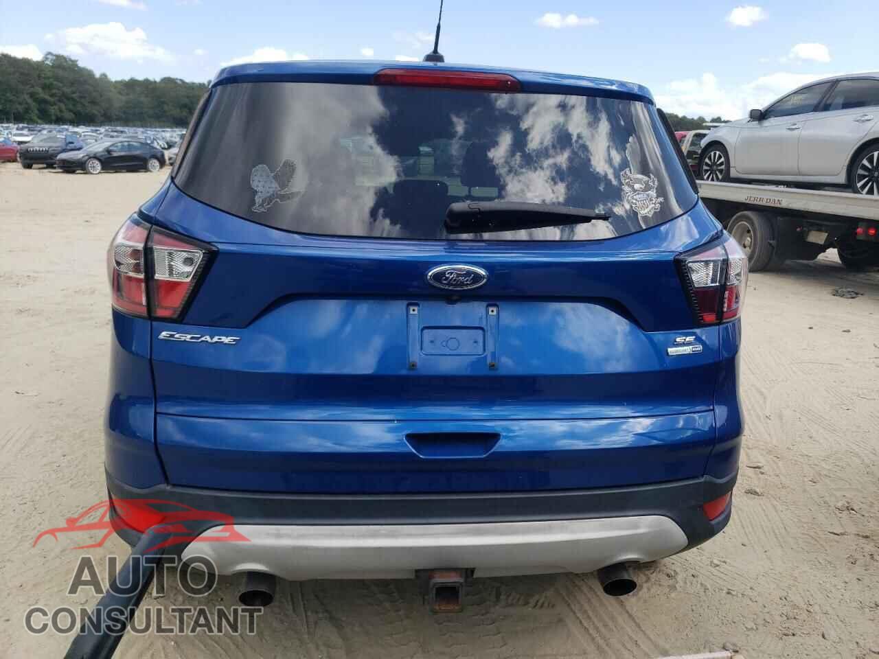 FORD ESCAPE 2017 - 1FMCU9G94HUF03640