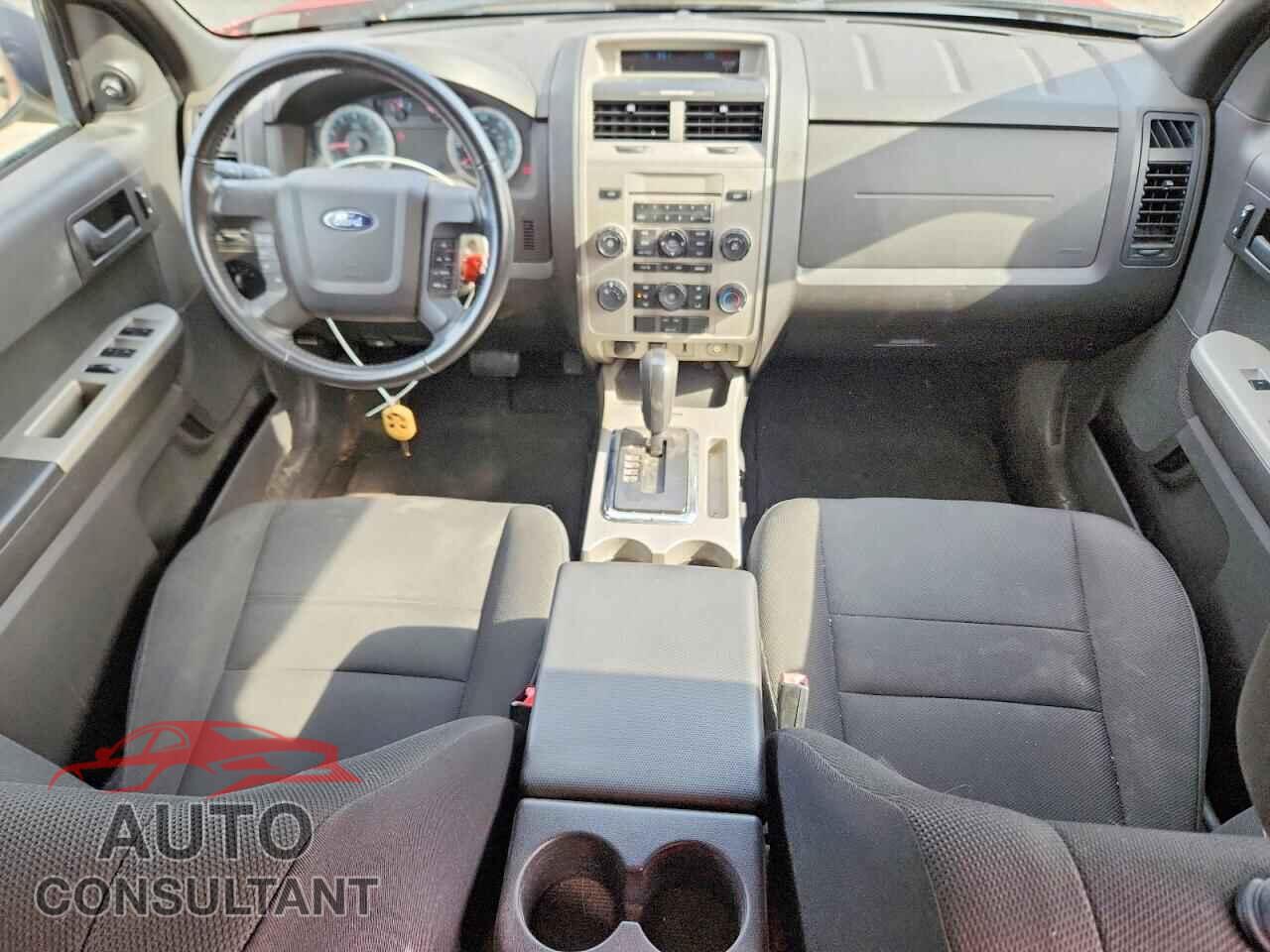 FORD ESCAPE 2010 - 1FMCU9D72AKB09445