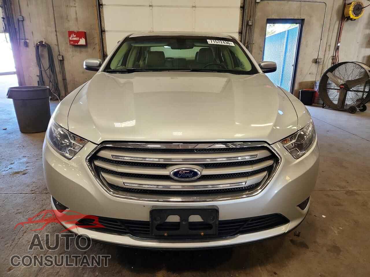 FORD TAURUS 2013 - 1FAHP2E85DG175212