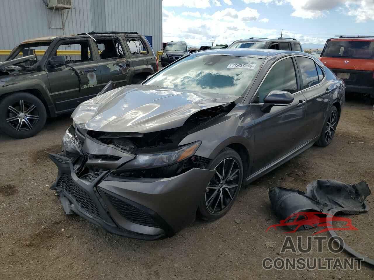 TOYOTA CAMRY 2022 - 4T1G11AK0NU039149