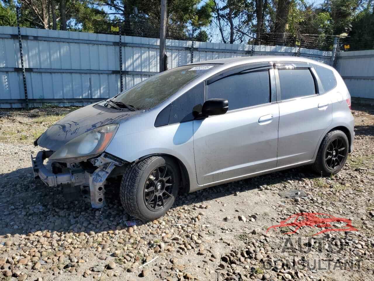 HONDA FIT 2009 - JHMGE872X9S068652