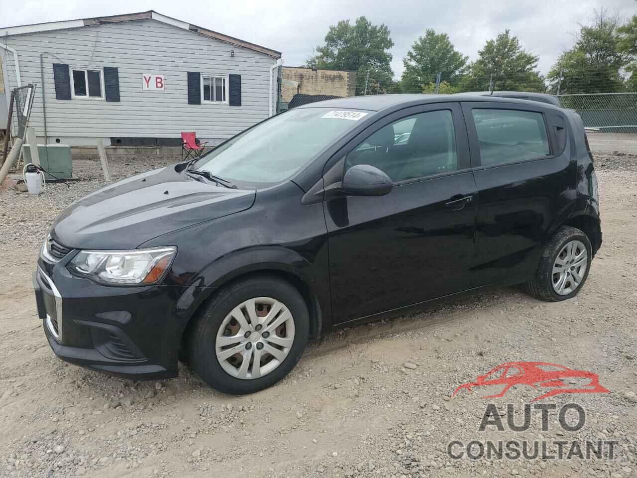 CHEVROLET SONIC 2019 - 1G1JG6SB4K4136296