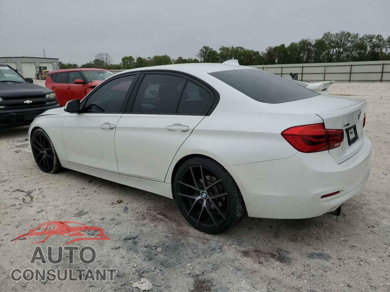 BMW 3 SERIES 2016 - WBA8E5G55GNU20964