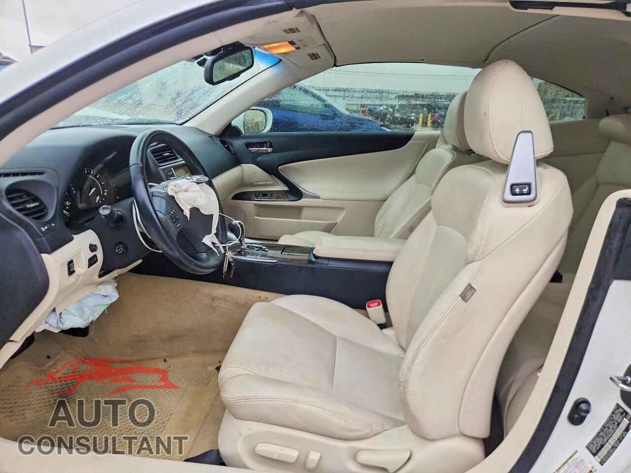 LEXUS IS 2010 - JTHFF2C29A2504620