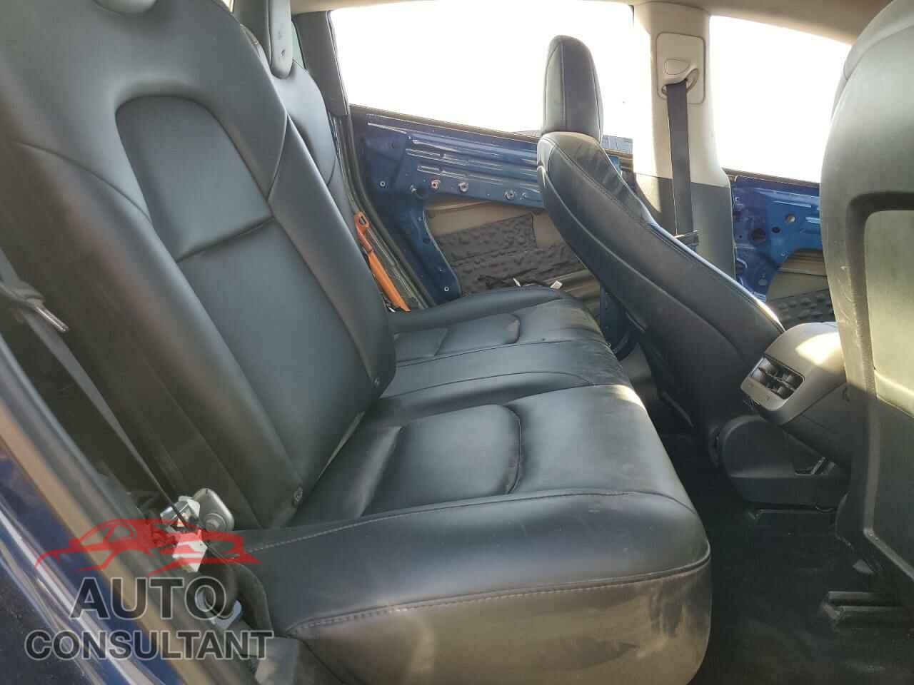 TESLA MODEL 3 2019 - 5YJ3E1EA6KF310163