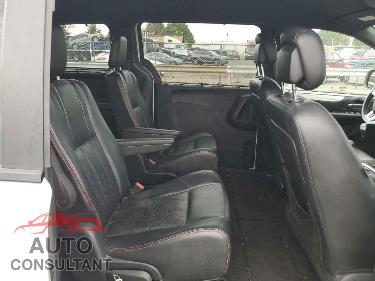 DODGE CARAVAN 2017 - 2C4RDGEG8HR580500