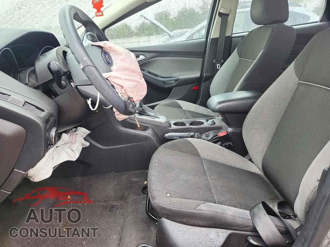 FORD FOCUS 2014 - 1FADP3F28EL313736