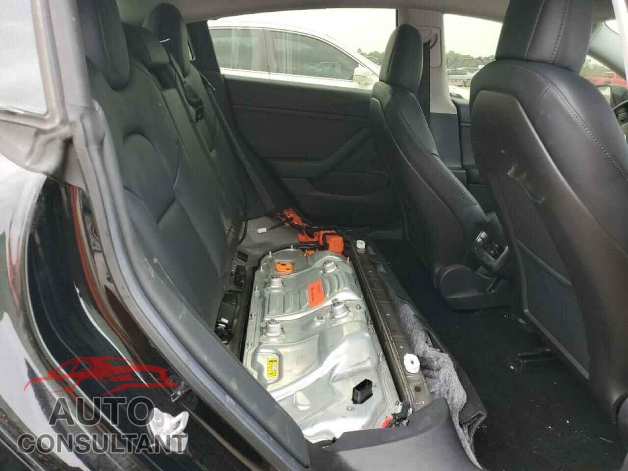 TESLA MODEL 3 2019 - 5YJ3E1EA2KF396121