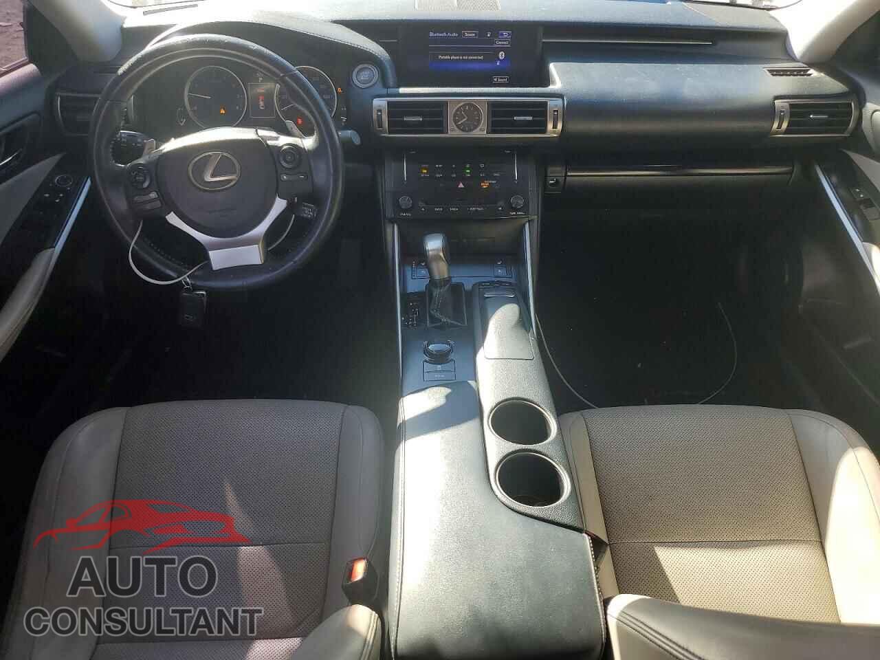 LEXUS IS 2014 - JTHBE1D28E5005614