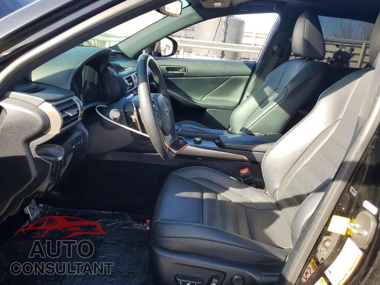 LEXUS IS 2016 - JTHBE1D22G5023898