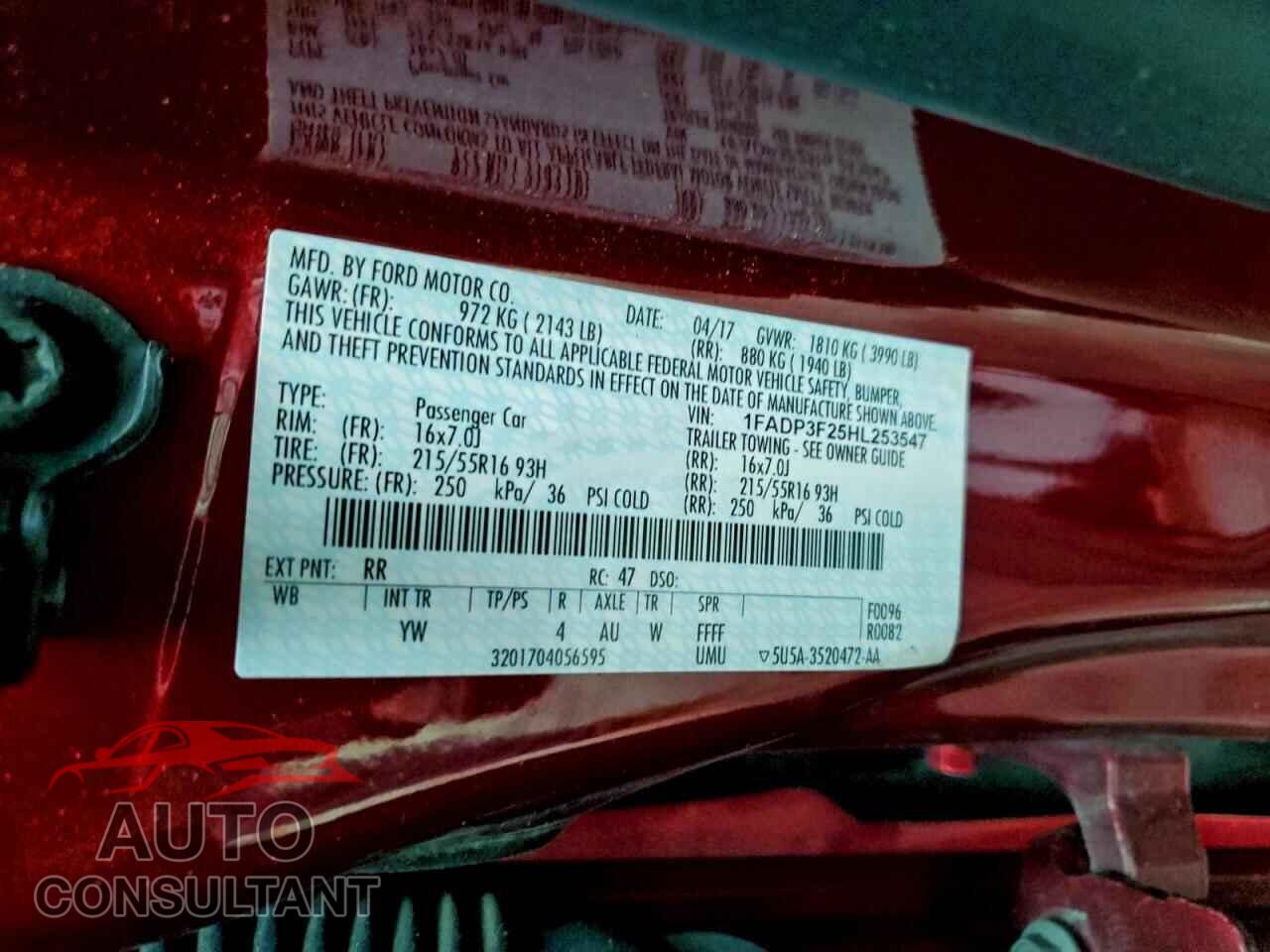 FORD FOCUS 2017 - 1FADP3F25HL253547
