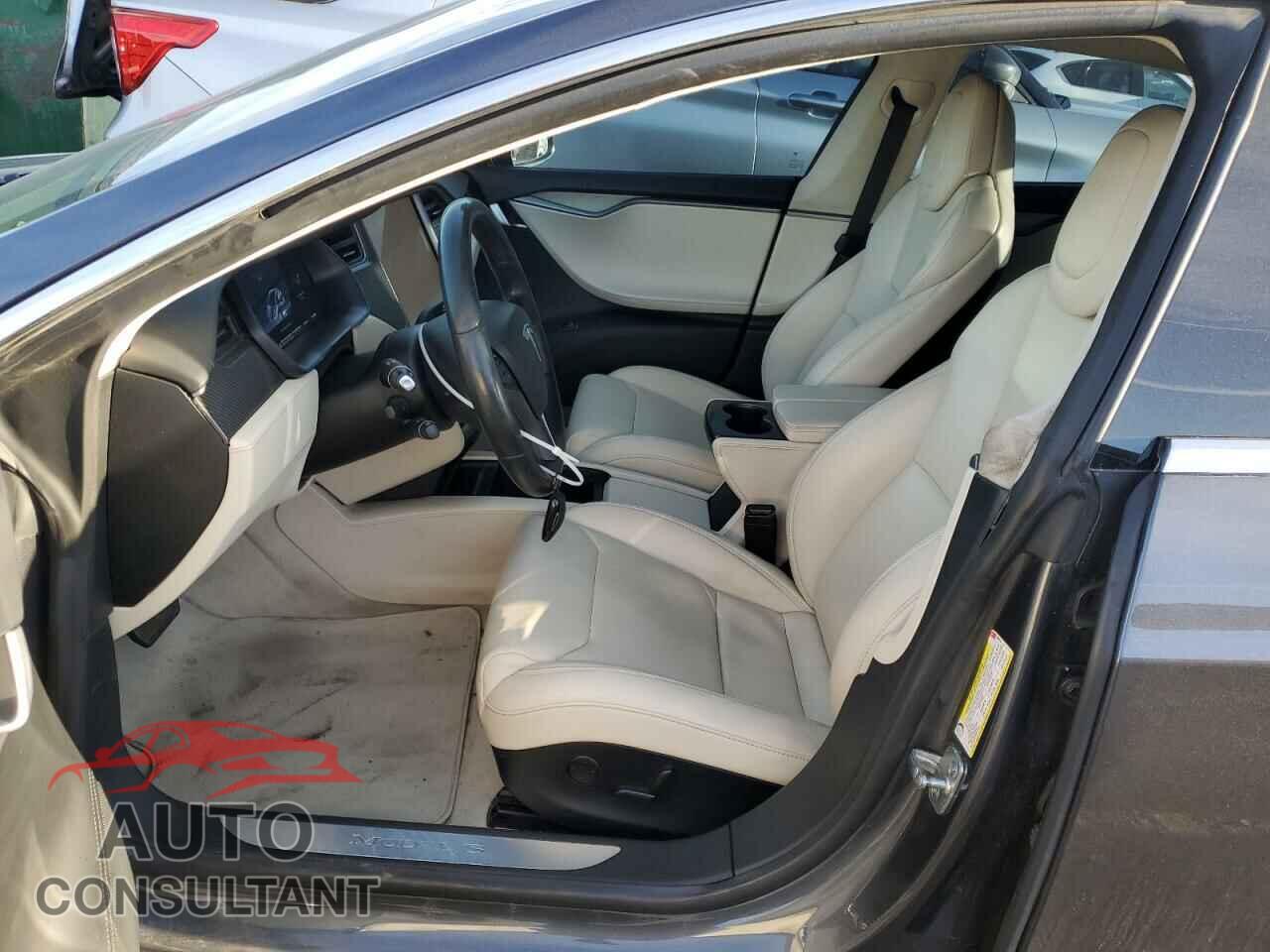 TESLA MODEL S 2018 - 5YJSA1E25JF263318