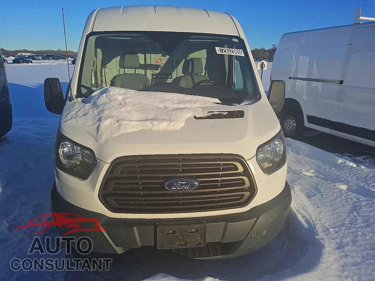 FORD TRANSIT 2017 - 1FTYR2CG4HKB00373