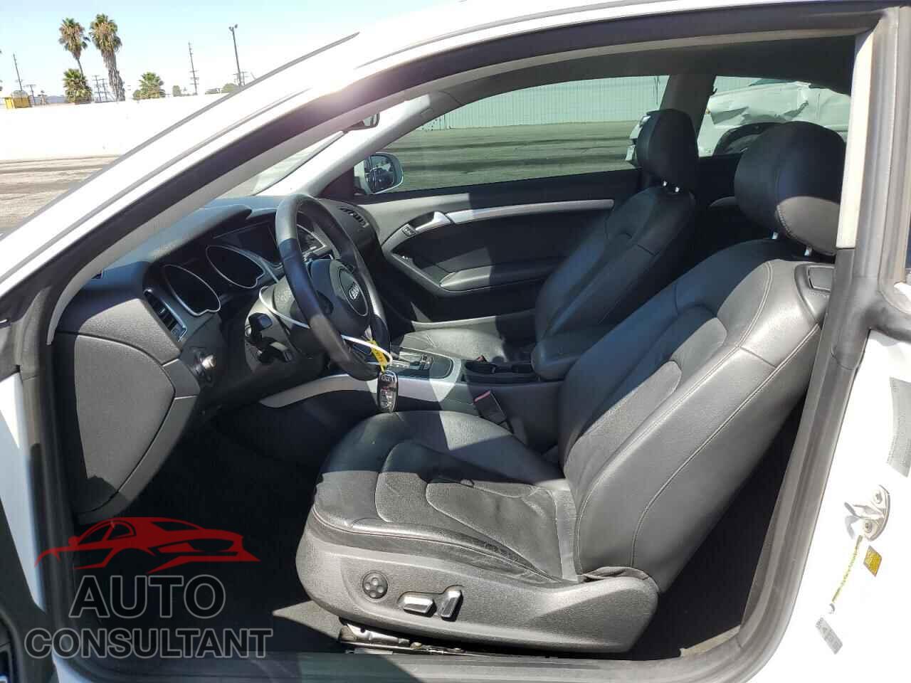 AUDI A5 2013 - WAUCFAFR5DA044094