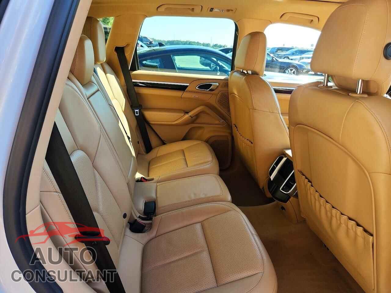 PORSCHE CAYENNE 2013 - WP1AA2A2XDLA04718