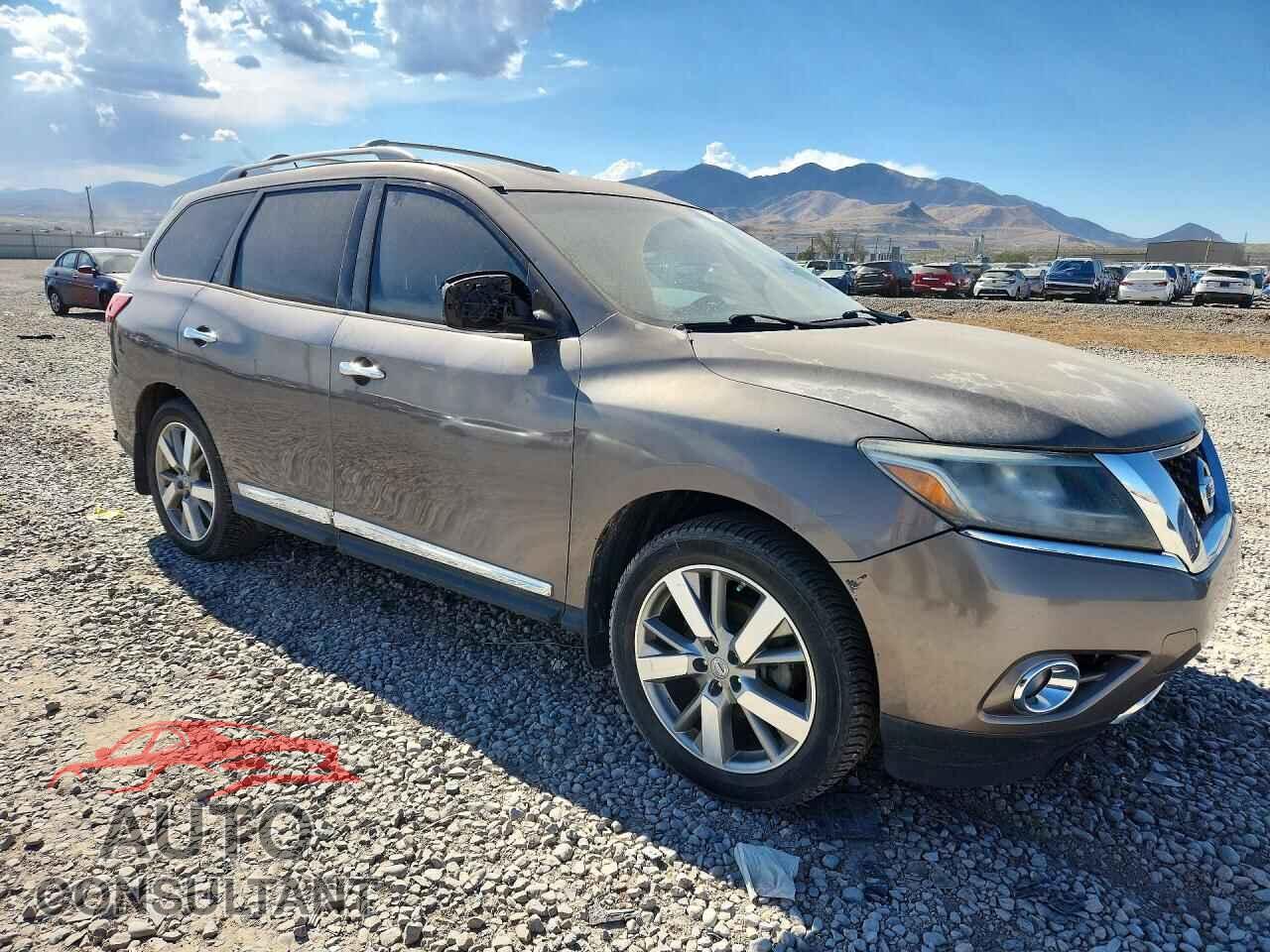 NISSAN PATHFINDER 2013 - 5N1AR2MMXDC673428