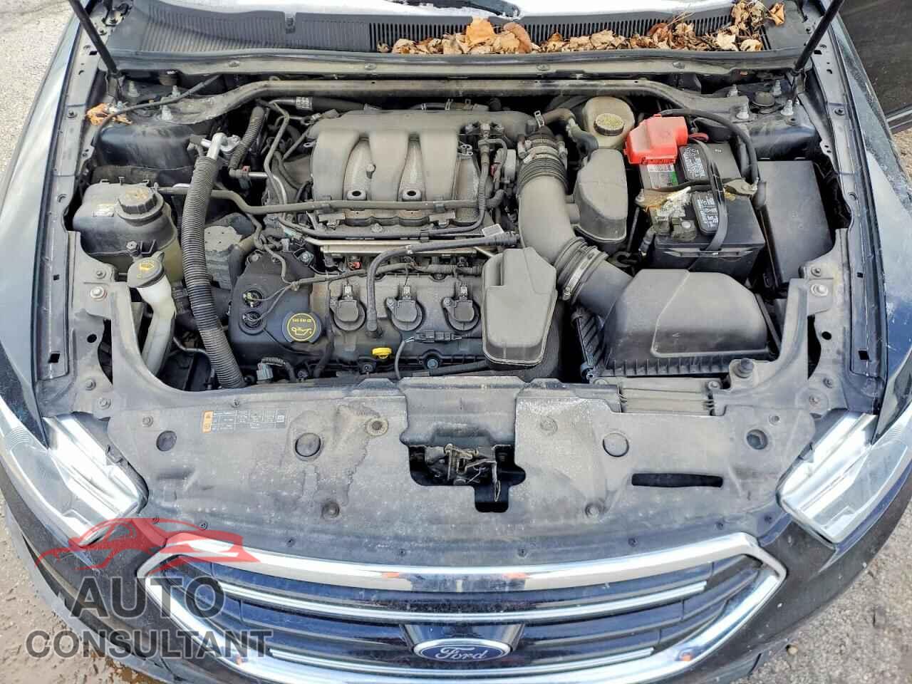 FORD TAURUS 2017 - 1FAHP2F84HG120061
