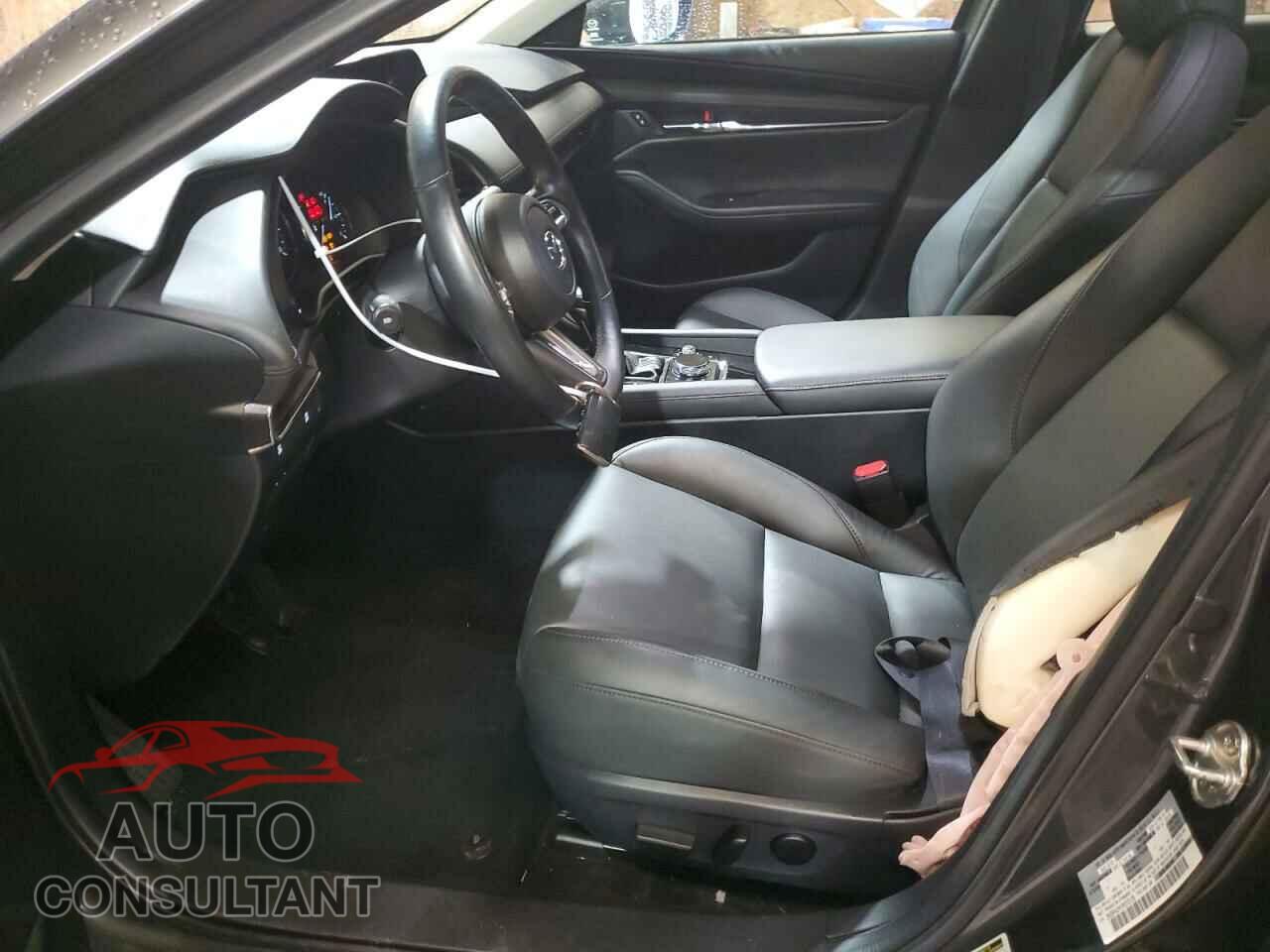 MAZDA 3 2023 - 3MZBPACM1PM379135
