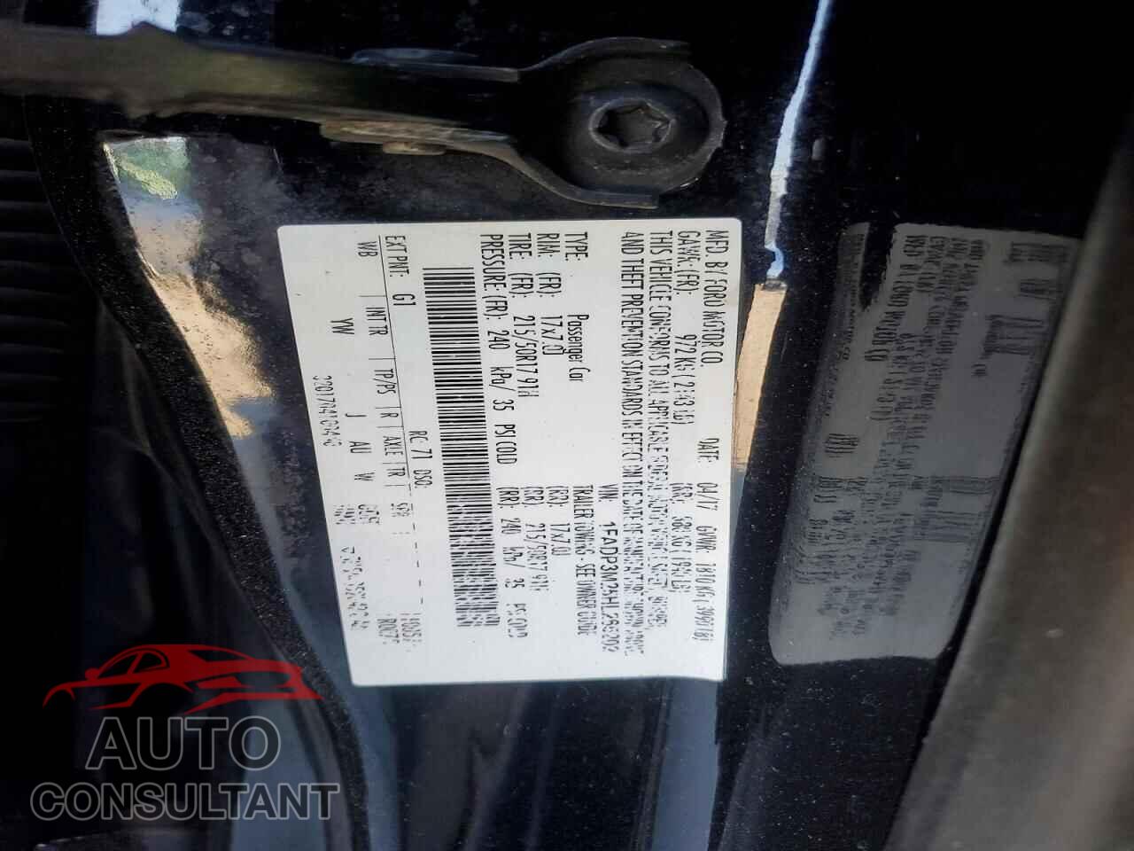 FORD FOCUS 2017 - 1FADP3M25HL265202
