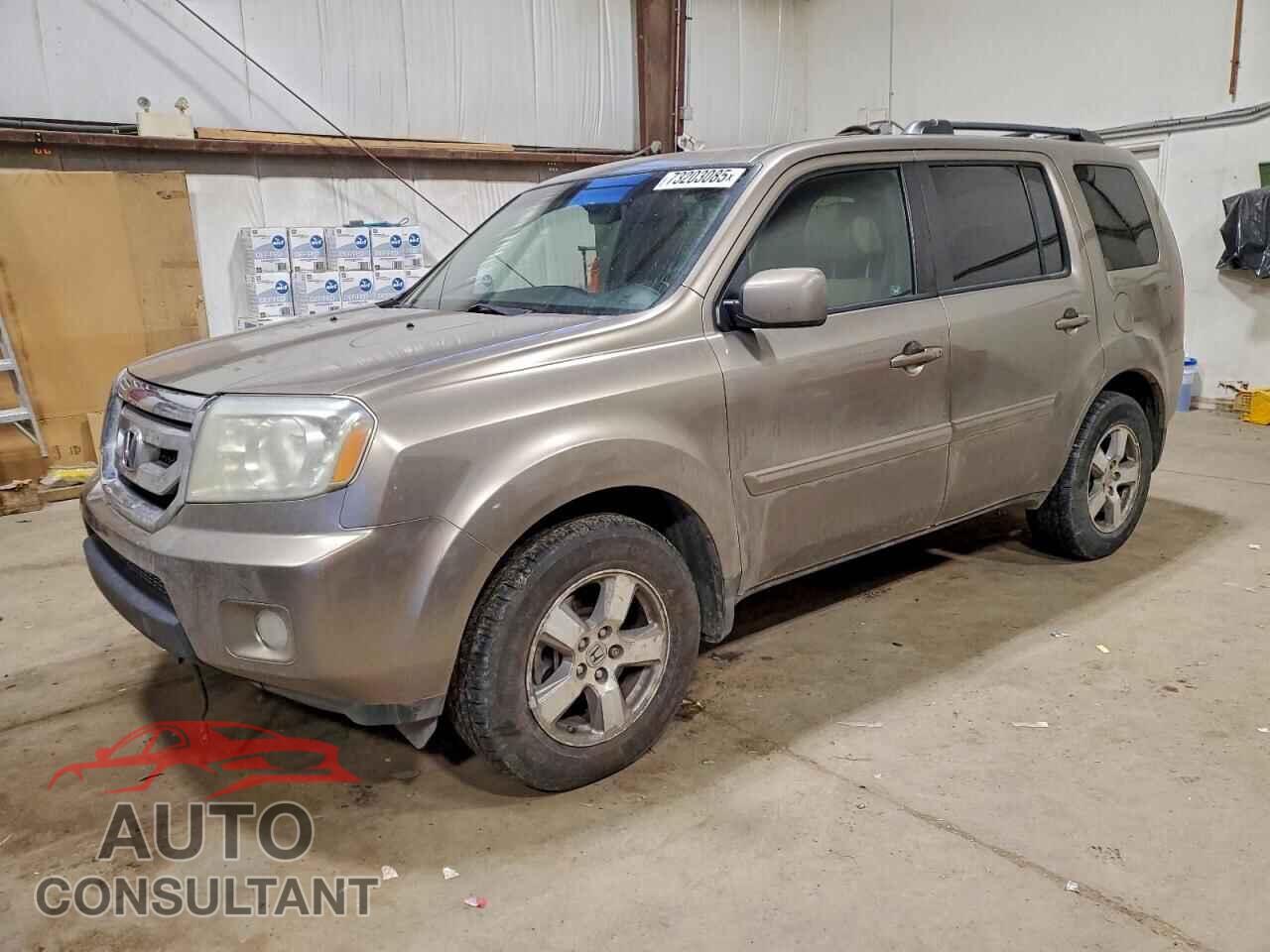 HONDA PILOT 2011 - 5FNYF4H58BB501022