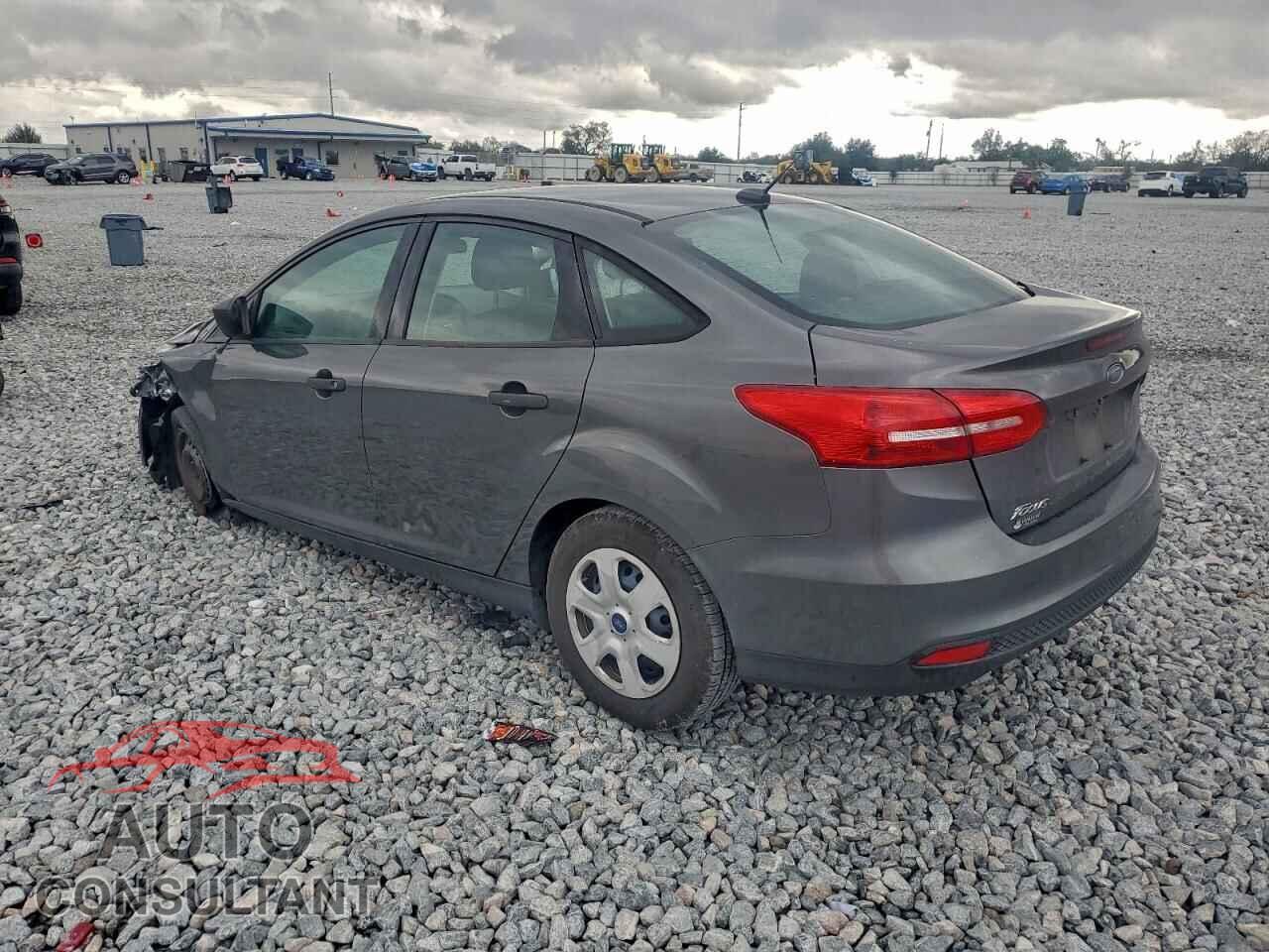 FORD FOCUS 2018 - 1FADP3E27JL266131