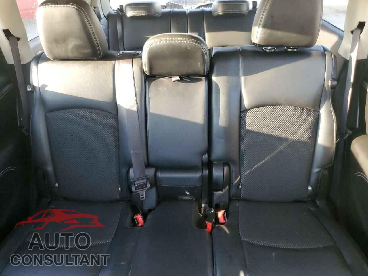 DODGE JOURNEY 2019 - 3C4PDCGG2KT810033
