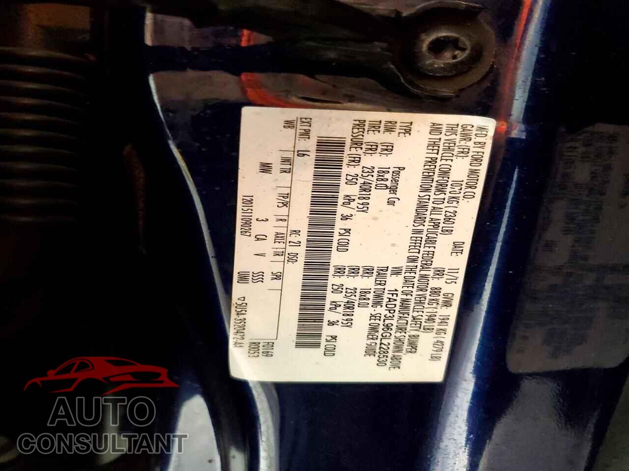 FORD FOCUS 2016 - 1FADP3L96GL228530