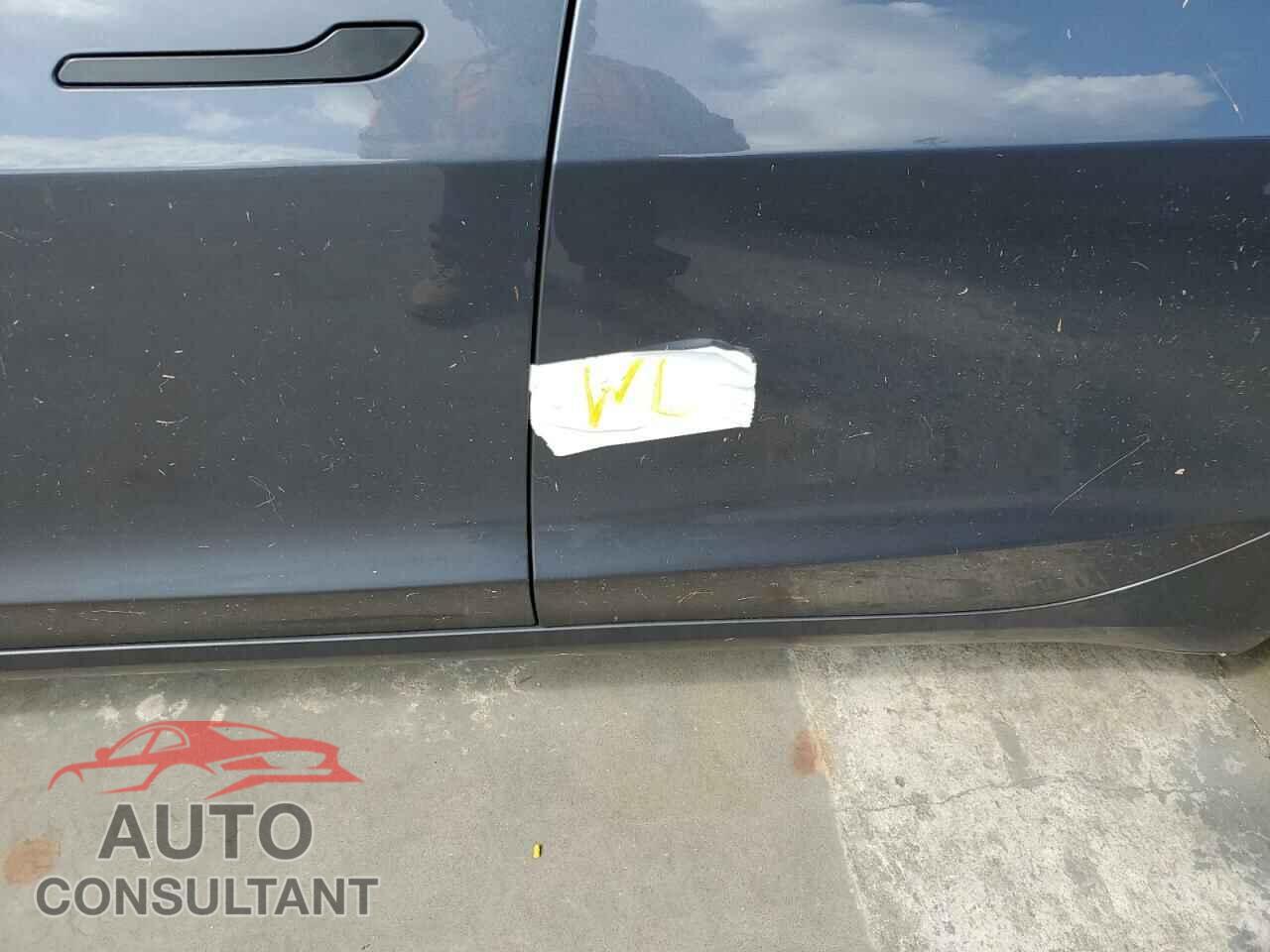 TESLA MODEL 3 2021 - 5YJ3E1EB2MF848158