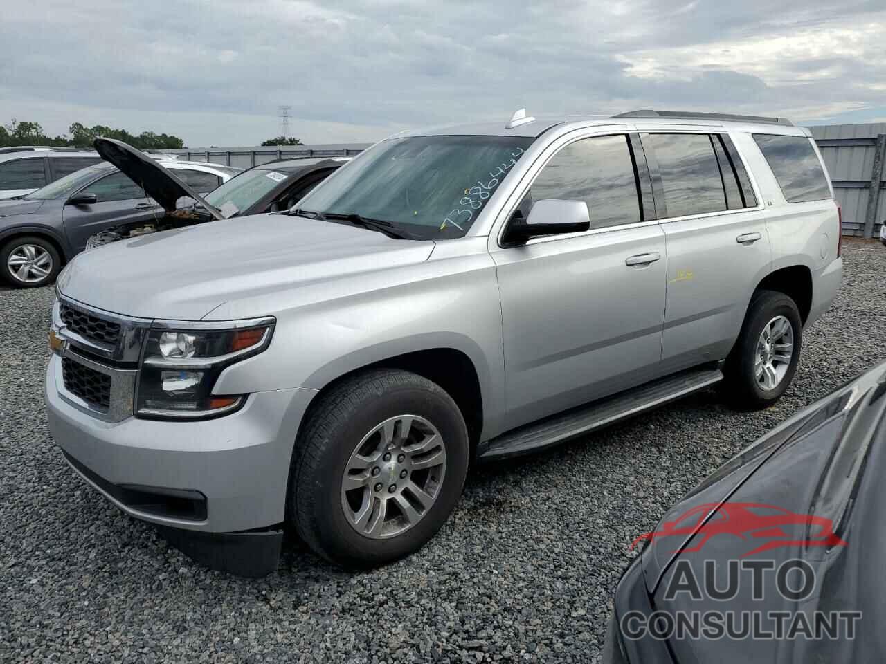 CHEVROLET TAHOE 2018 - 1GNSCBKC3JR157934