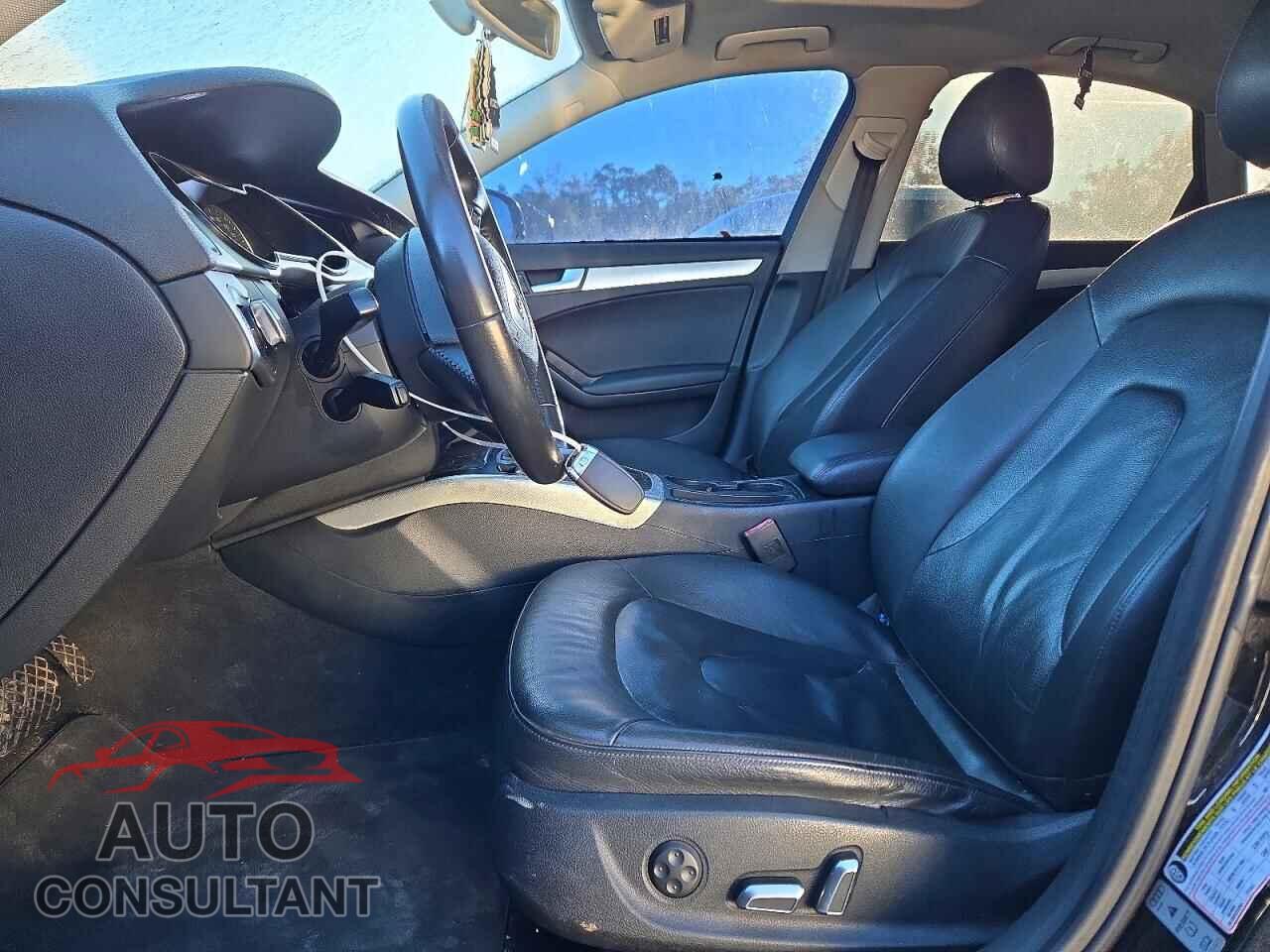 AUDI A4 2013 - WAUAFAFL0DA175145