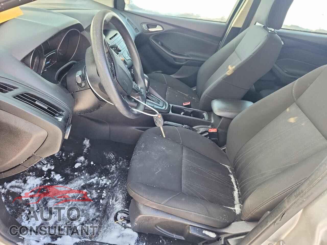 FORD FOCUS 2017 - 1FADP3FE4HL233591