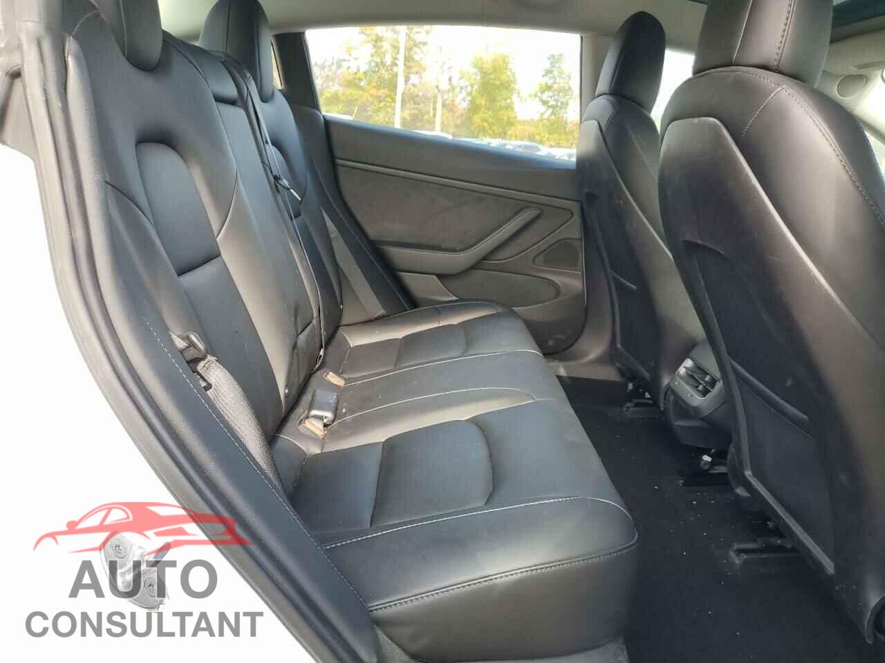 TESLA MODEL 3 2018 - 5YJ3E1EB7JF120623