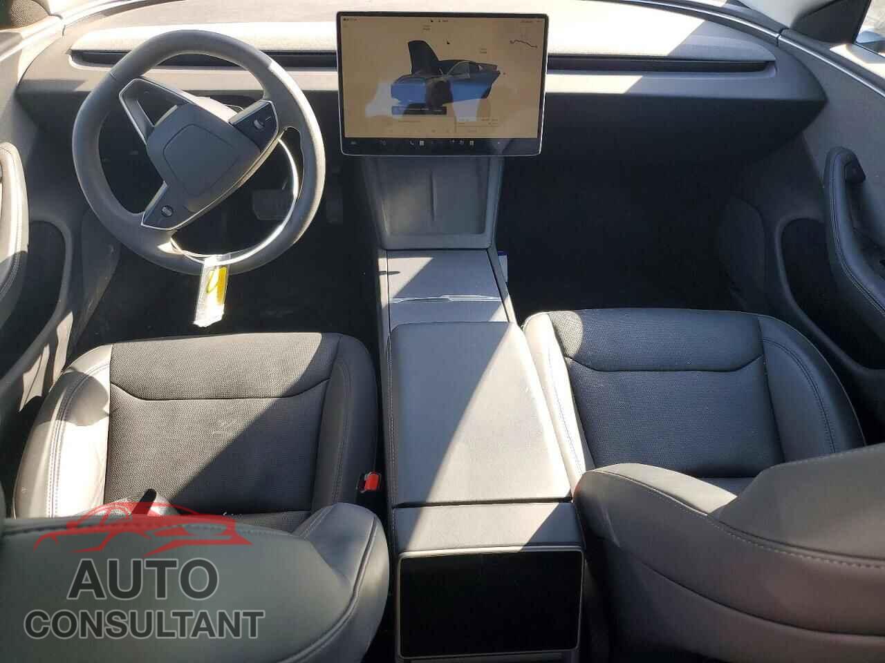 TESLA MODEL 3 2024 - 5YJ3E1EA9RF782898