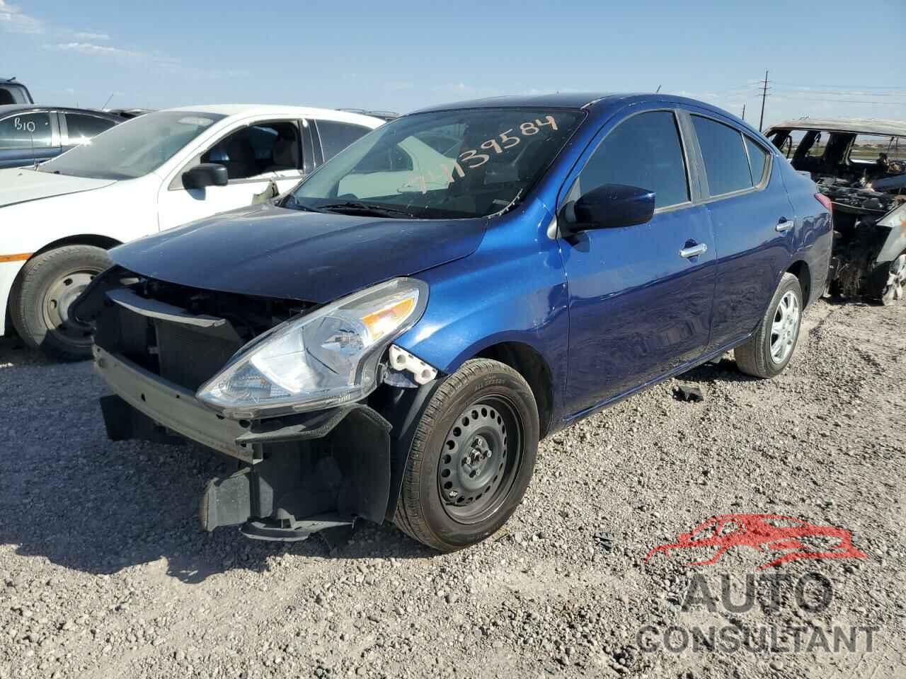 NISSAN VERSA 2018 - 3N1CN7AP0JL802672