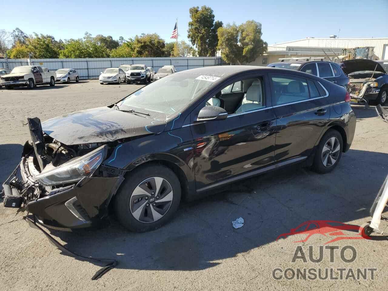 HYUNDAI IONIQ 2018 - KMHC75LC3JU060839