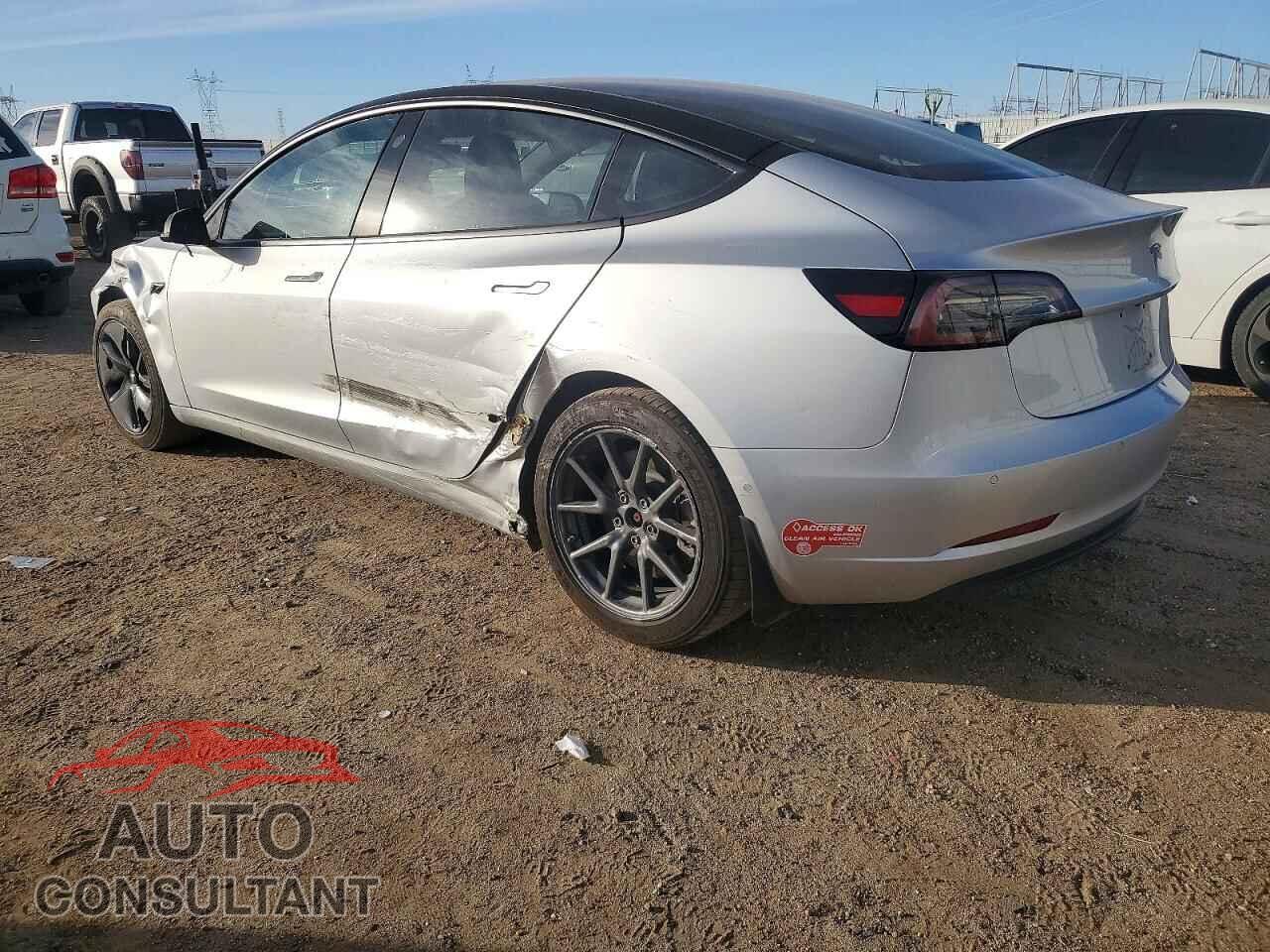 TESLA MODEL 3 2018 - 5YJ3E1EA1JF004101