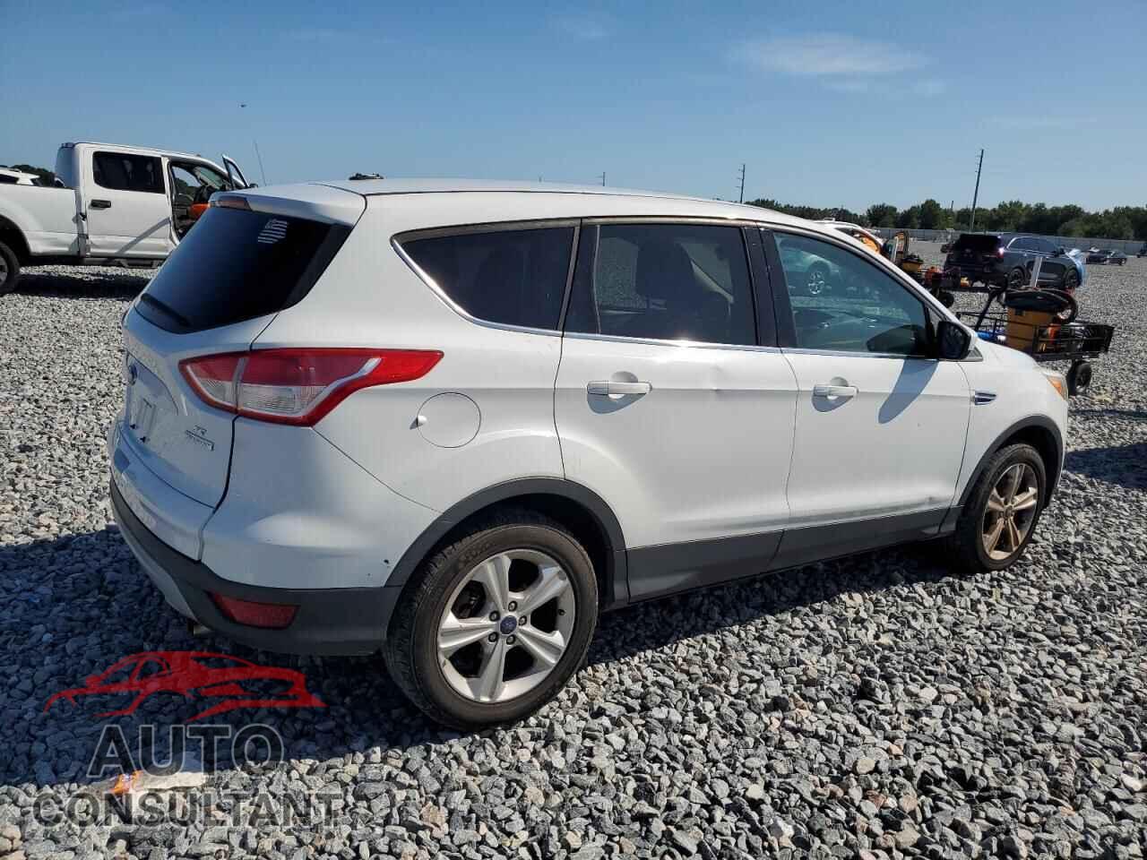FORD ESCAPE 2013 - 1FMCU0G90DUA41762
