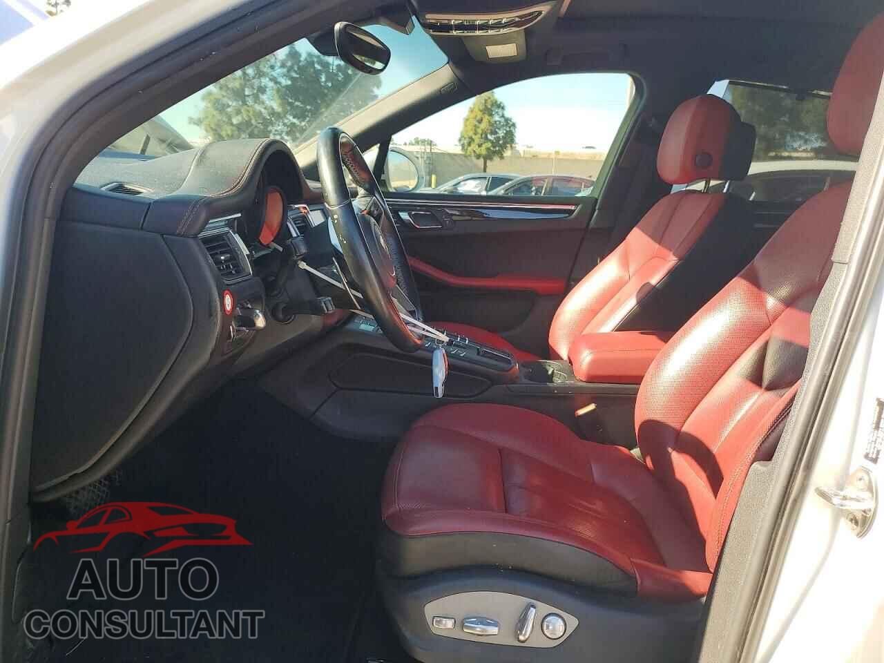 PORSCHE MACAN 2016 - WP1AB2A52GLB51806