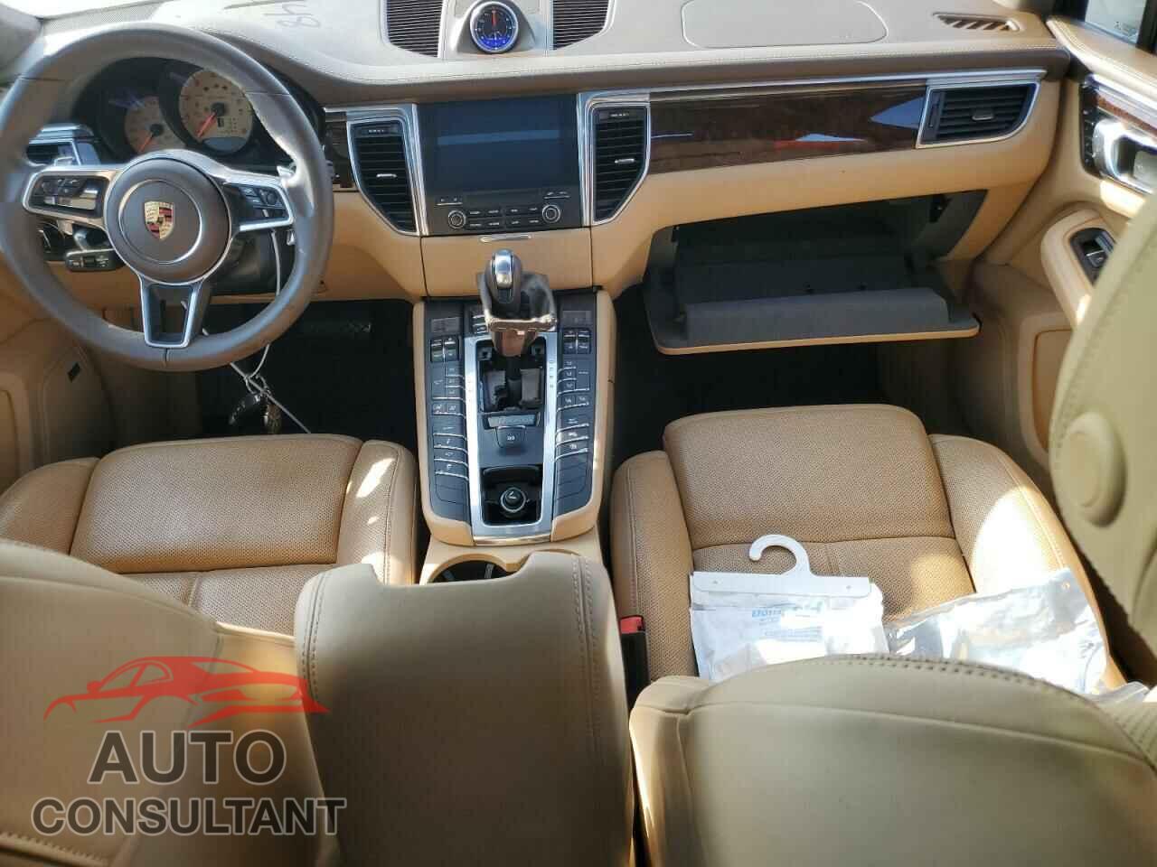 PORSCHE MACAN 2017 - WP1AF2A57HLB61835