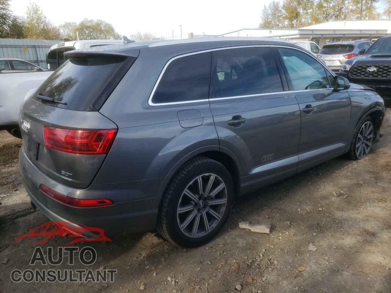 AUDI Q7 2018 - WA1VAAF7XJD017986