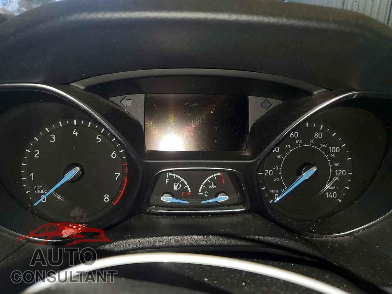 FORD FOCUS 2018 - 1FADP3K21JL257591