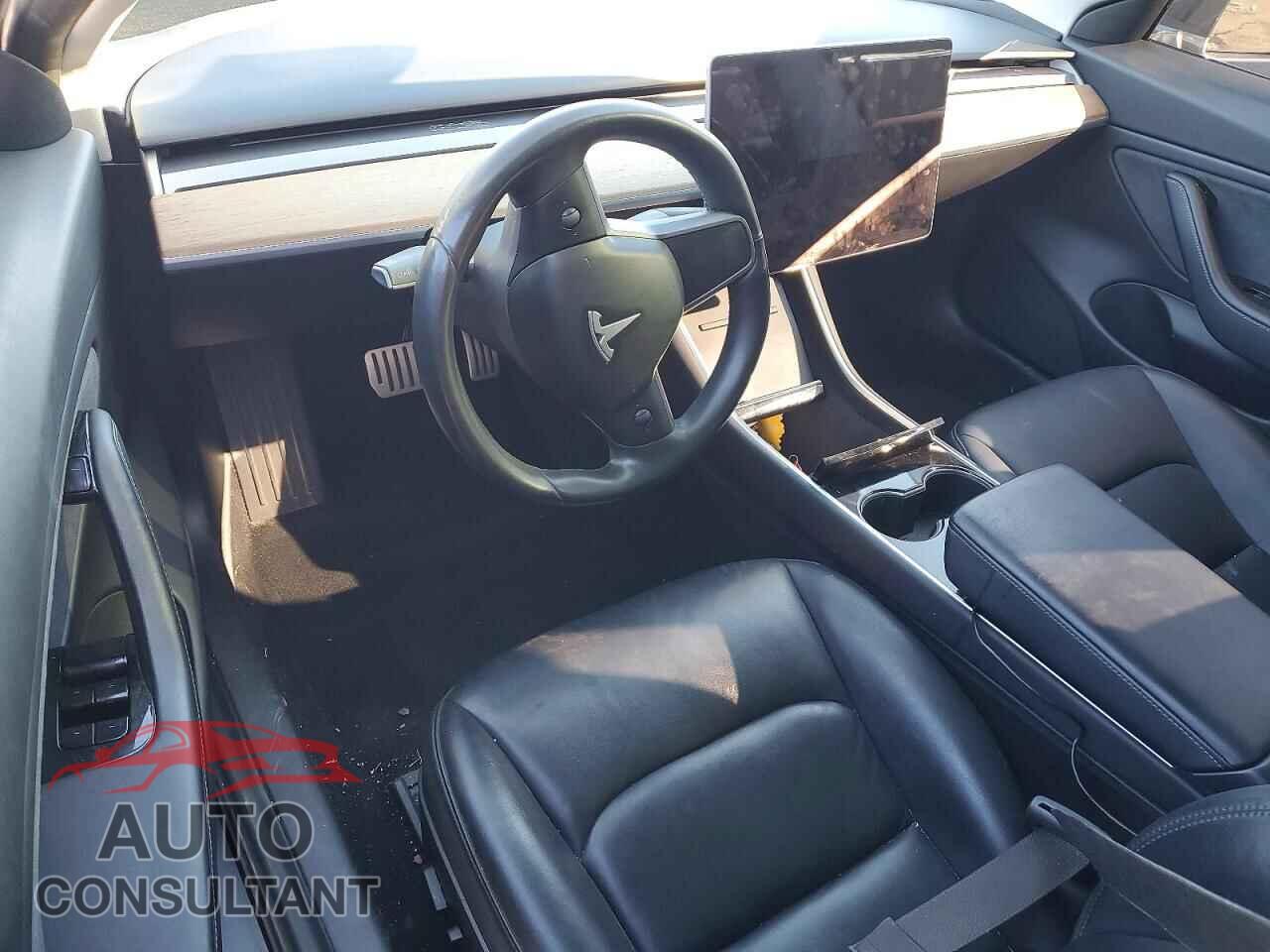 TESLA MODEL 3 2018 - 5YJ3E1EB4JF083319