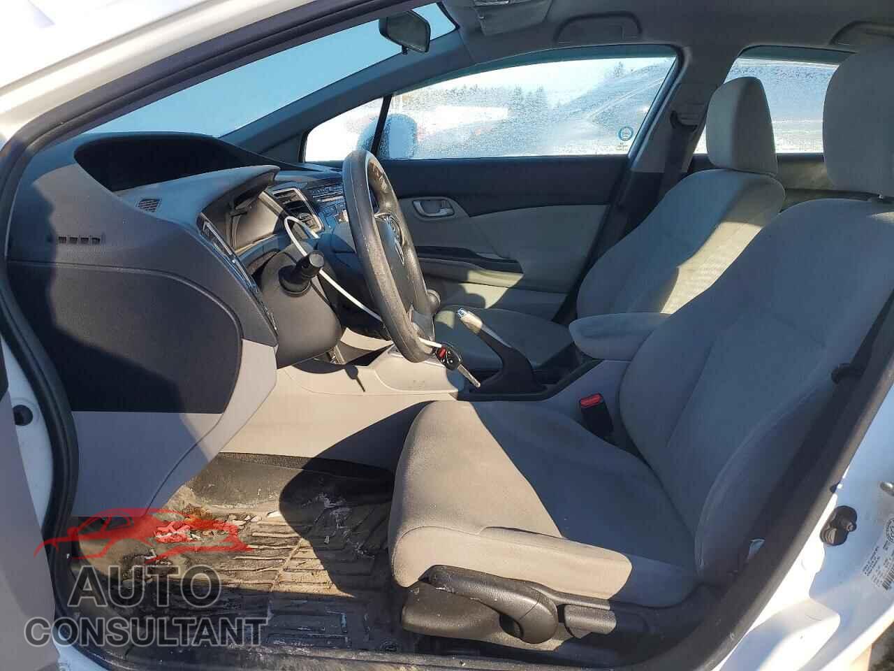 HONDA CIVIC 2013 - 2HGFB2E40DH037774