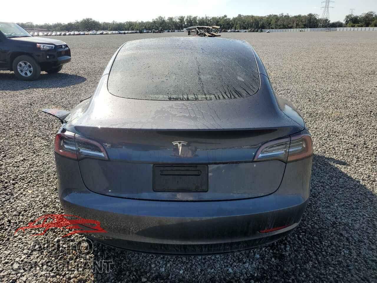 TESLA MODEL 3 2023 - 5YJ3E1EA6PF571431