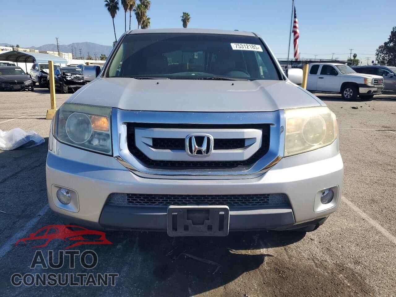HONDA PILOT 2011 - 5FNYF4H53BB045379